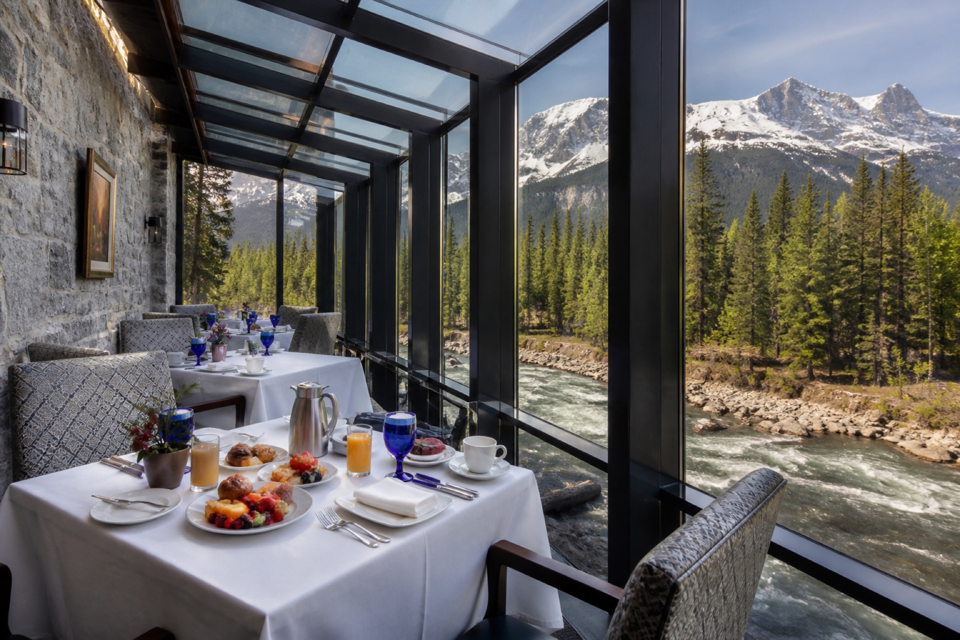 Mountain restaurant conservatory at Ttnavi